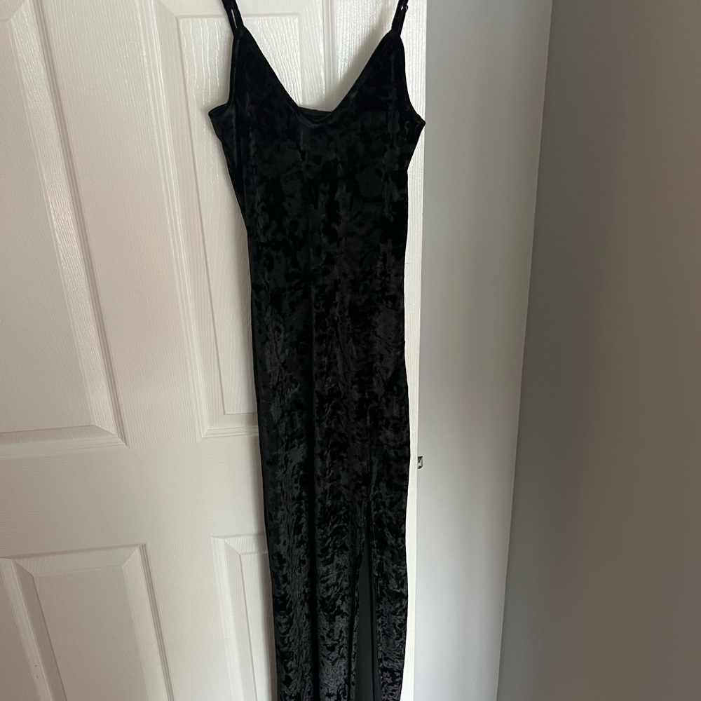 Elegant Black Velvet Dress